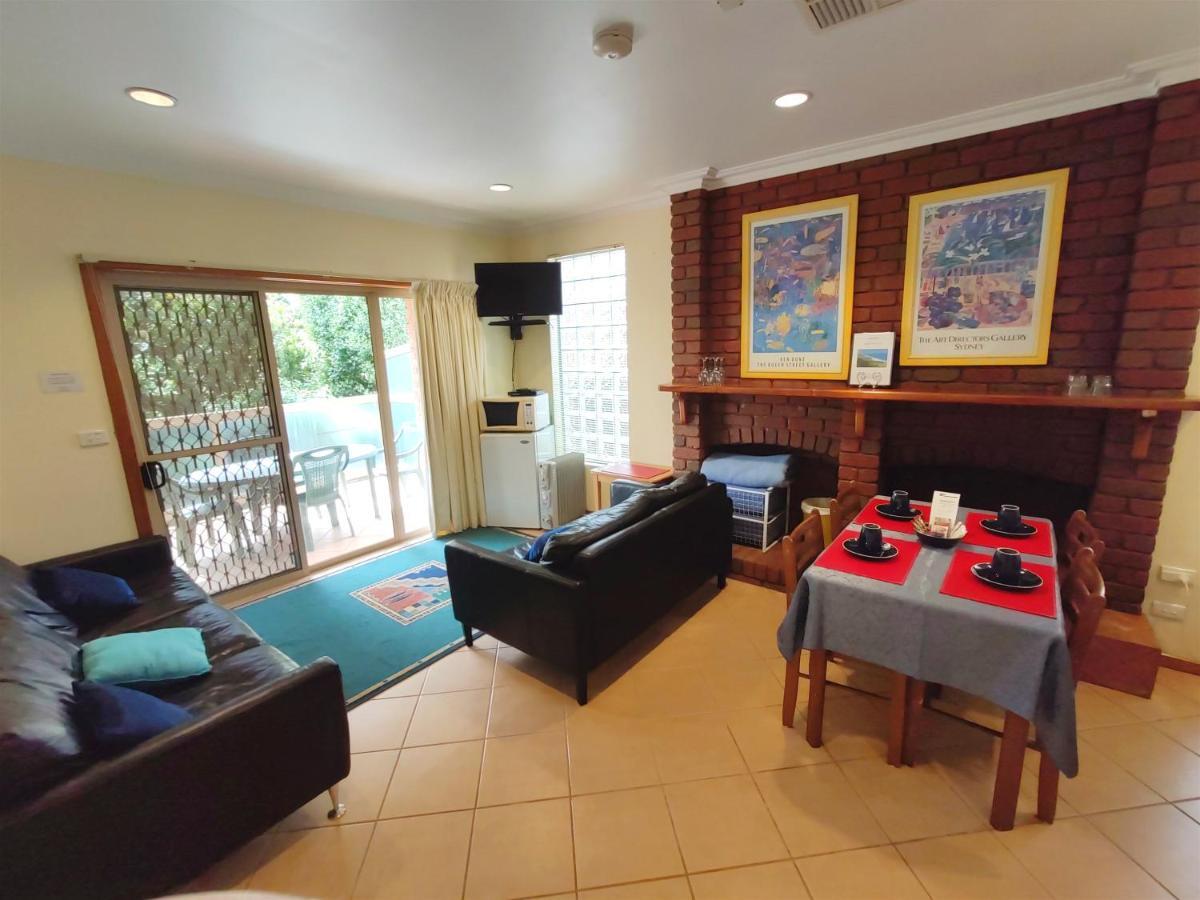 אפולו ביי Angela'S Beach Stays מראה חיצוני תמונה